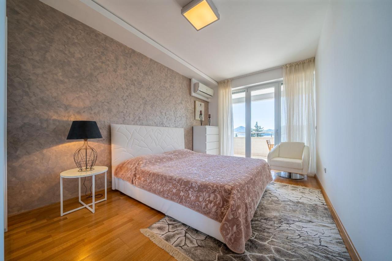 Apartment Sweet Memories Sveti Stefan Exteriör bild